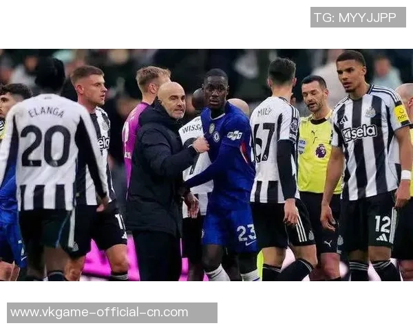 英超精彩对决尤文图斯与里昂战成平局帽子戏法引发争议判罚引热议