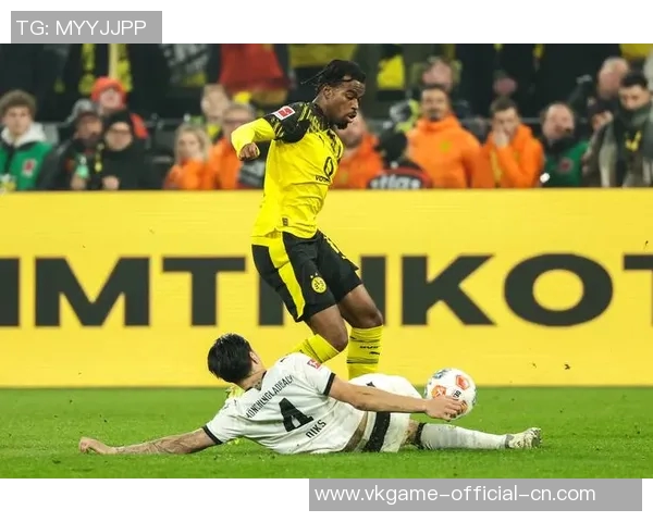 中超精彩对决多特蒙德大胜热刺补时进球点燃全场激情