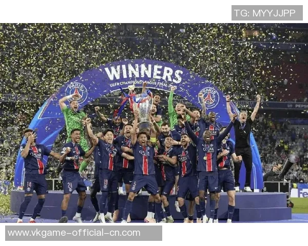 西甲激战曼联大胜巴黎圣日耳曼神奇扑救成比赛转折点解析